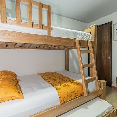 Nomada Hotel Guatapé Extérieur photo