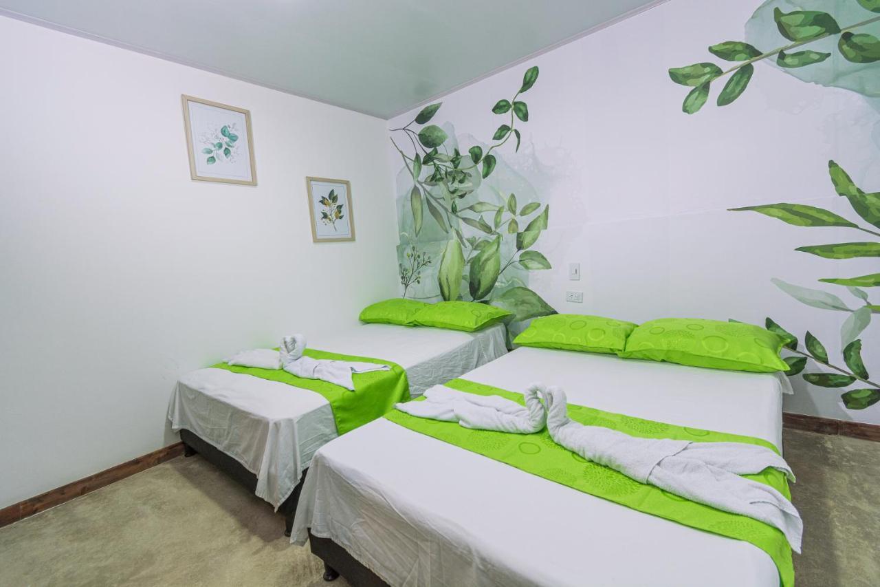 Nomada Hotel Guatapé Extérieur photo